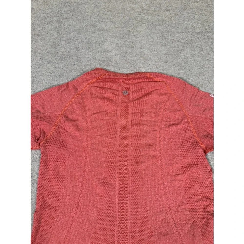 Lululemon Swiftly Tech Shirt Womens 6 Pink Seamless Short Sleeve Run Yoga Top